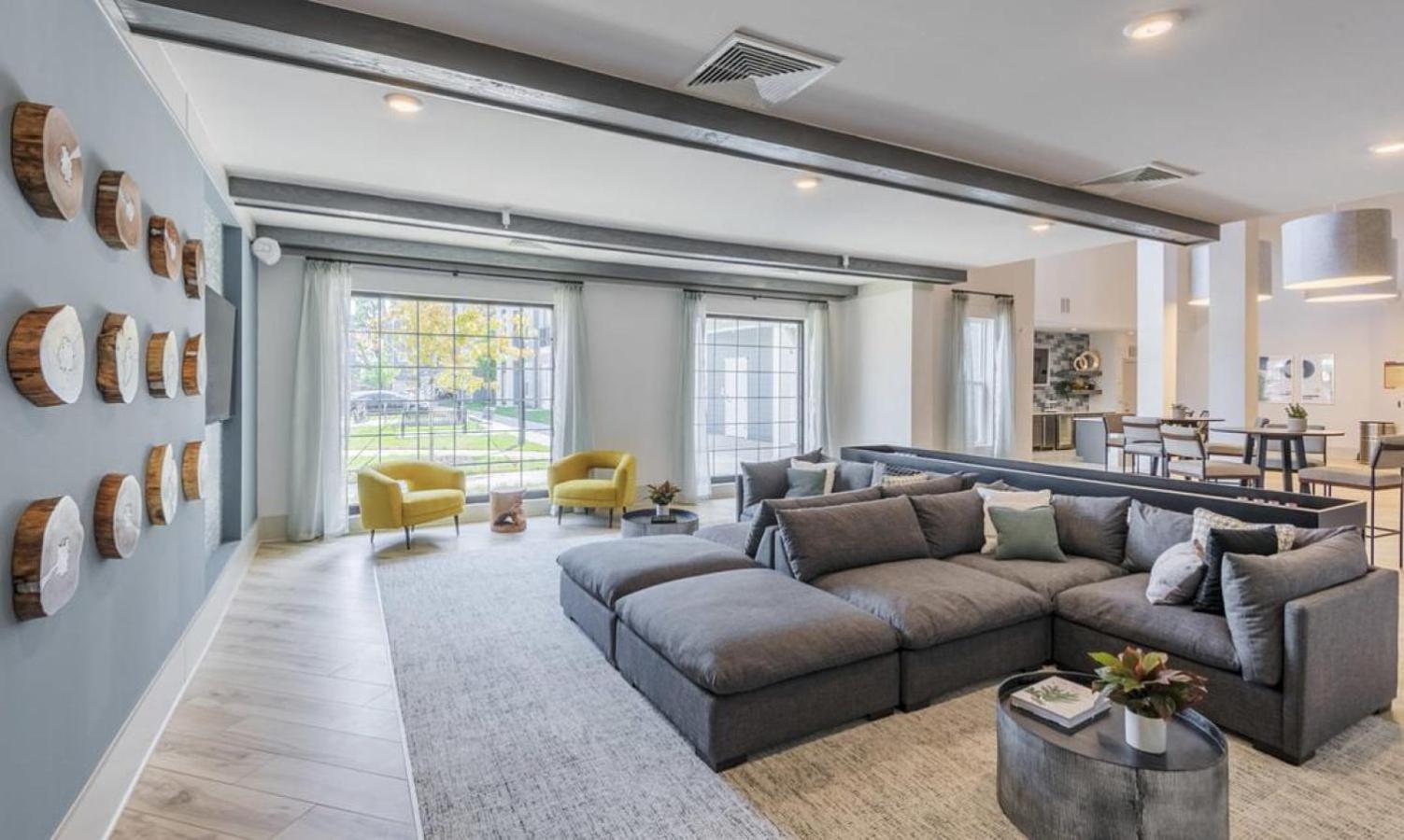 Landing At Pine 25 North End - 1 Bedroom In Tryon Hills Apartment